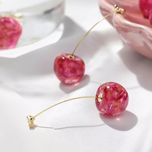 π Elegant Cherry Trendy Earrings π - Picture 2 of 5